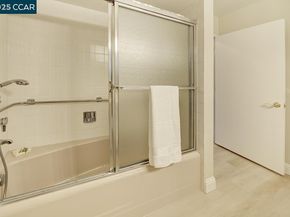 2900 Tice Creek Dr 1 & 3, Walnut Creek CA 94595