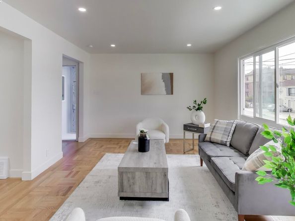 325 1st Ave, Daly City CA 94014