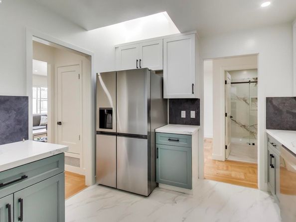 325 1st Ave, Daly City CA 94014