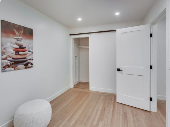 325 1st Ave, Daly City CA 94014