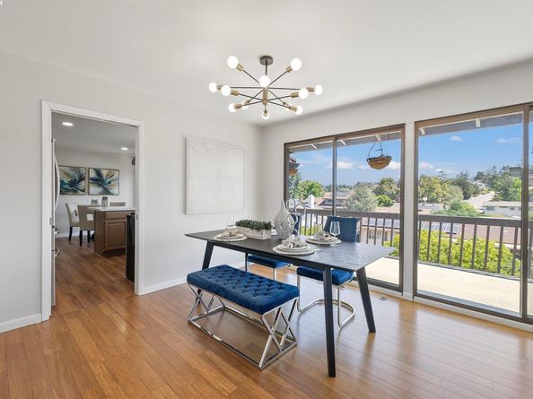 27896 Adobe Ct, Hayward CA 94542