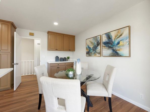 27896 Adobe Ct, Hayward CA 94542