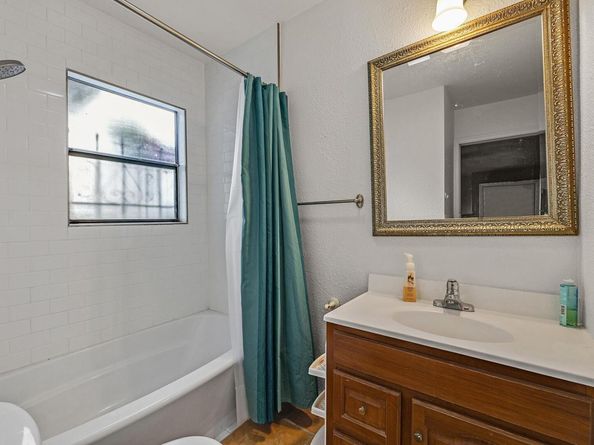 2607 23Rd Ave, Oakland CA 94606