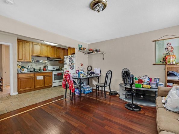 2607 23Rd Ave, Oakland CA 94606