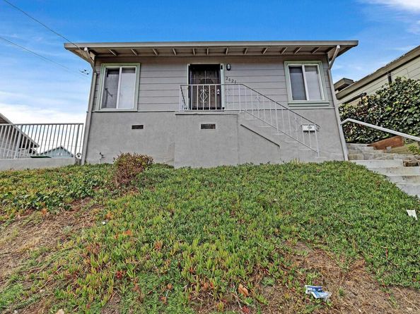 2607 23Rd Ave, Oakland CA 94606