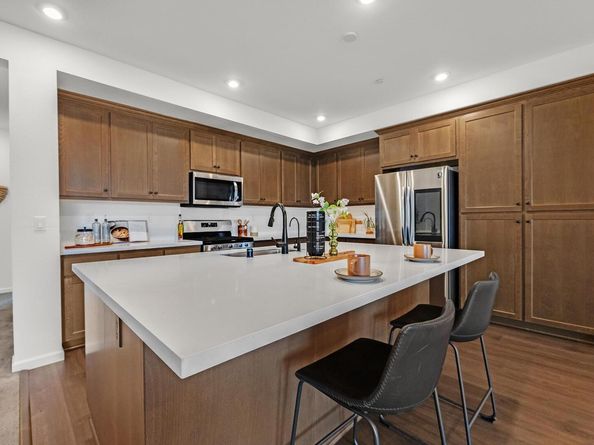 5394 Arnold Rd, Dublin CA 94568