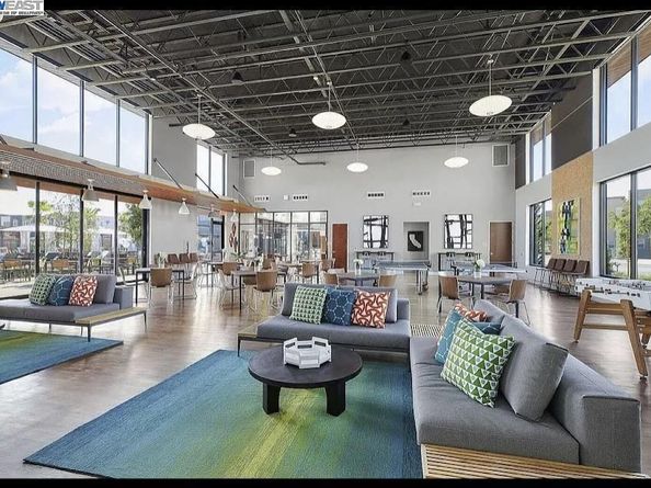 5394 Arnold Rd, Dublin CA 94568