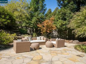 1555 Pebblebrook Ct, Walnut Creek CA 94596