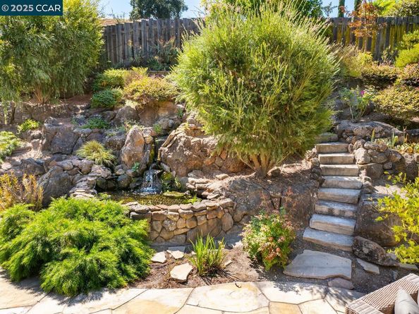 1555 Pebblebrook Ct, Walnut Creek CA 94596