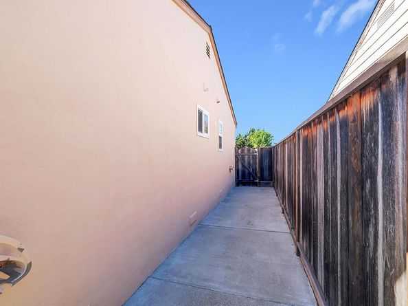 1786 Via Chorro, San Lorenzo CA 94580