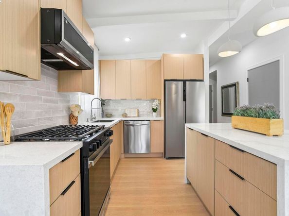 1313 Kiely Blvd, Santa Clara CA 95051