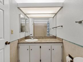 21117 Gary Dr 217, Hayward CA 94546