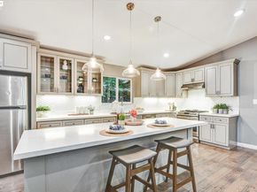 7 Saint Stephens Dr, Orinda CA 94563