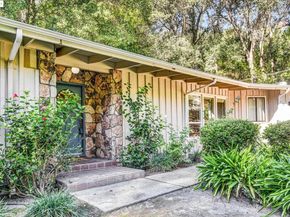 7 Saint Stephens Dr, Orinda CA 94563
