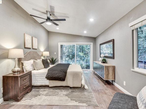 7 Saint Stephens Dr, Orinda CA 94563