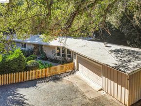 7 Saint Stephens Dr, Orinda CA 94563