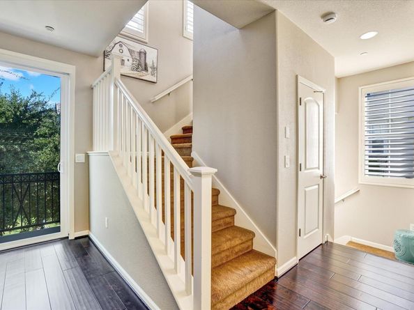 25 Heligan Ln 9, Livermore CA 94551