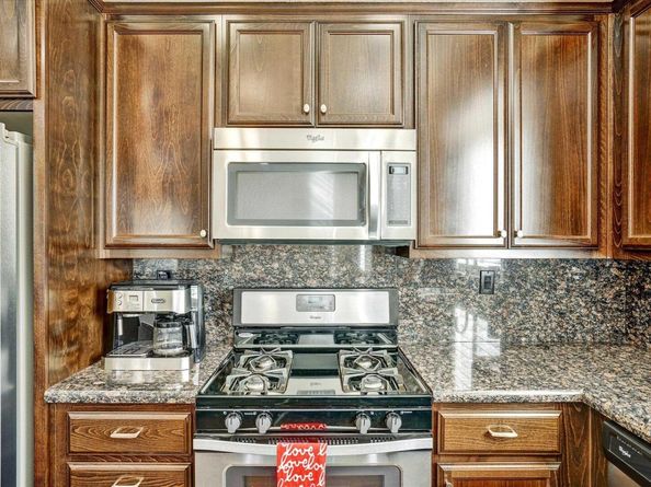 25 Heligan Ln 9, Livermore CA 94551