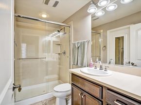 25 Heligan Ln 9, Livermore CA 94551