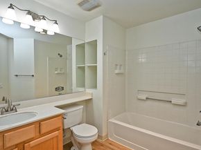 280 Caldecott Ln 221, Oakland CA 94618