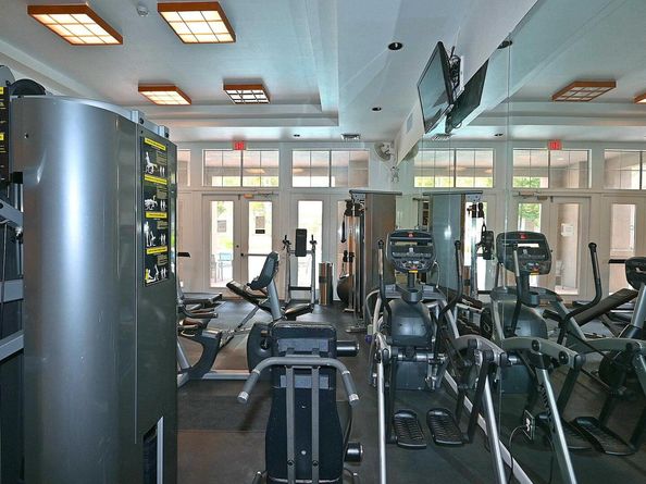 280 Caldecott Ln 221, Oakland CA 94618