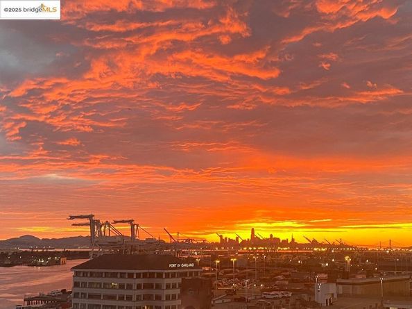 222 Broadway 1204, Oakland CA 94607