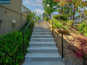 407 Ridgeview dr, Pleasant Hill CA 94523