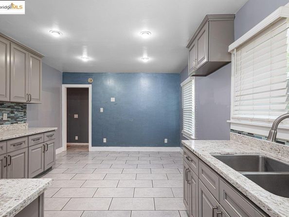 8039 Idlewood St, Oakland CA 94605
