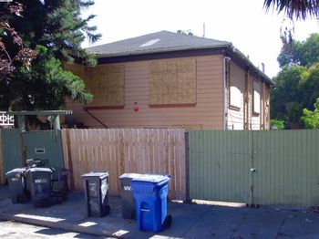 577 48th Street