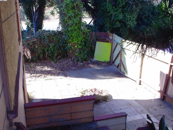 577 48th Street, Oakland CA 94609