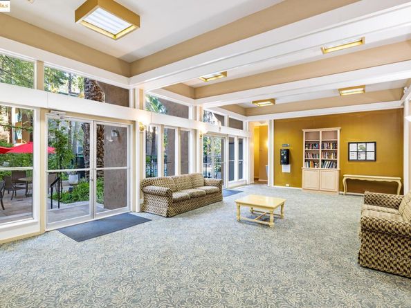 155 Sharene Ln 111, Walnut Creek CA 94596