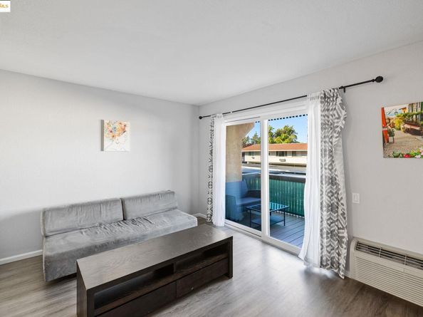 155 Sharene Ln 111, Walnut Creek CA 94596