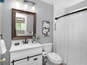 2745 Minert Rd, Concord CA 94518