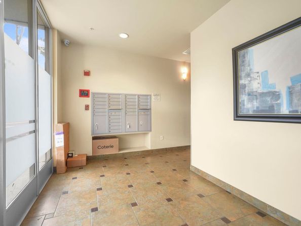 3960 Adeline St 107, Emeryville CA 94608