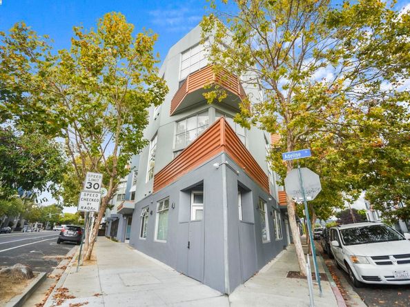 3960 Adeline St 107, Emeryville CA 94608