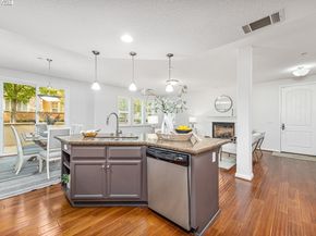 626 Heligan Ln 4, Livermore CA 94551