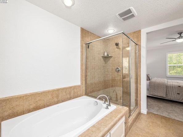 626 Heligan Ln 4, Livermore CA 94551