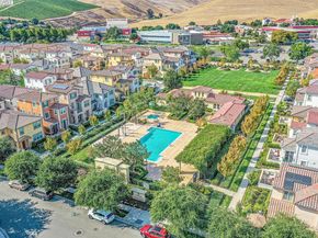 626 Heligan Ln 4, Livermore CA 94551