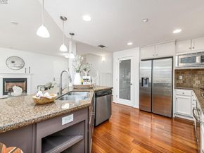 626 Heligan Ln 4, Livermore CA 94551