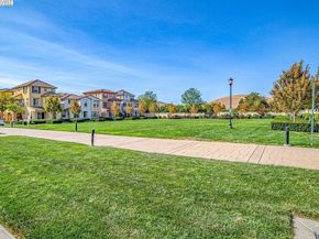 626 Heligan Ln 4, Livermore CA 94551