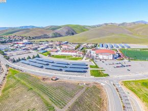 626 Heligan Ln 4, Livermore CA 94551