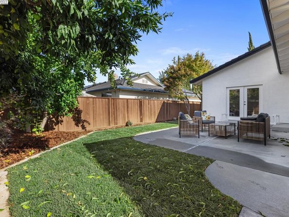 2203 Sherry, Livermore CA 94550