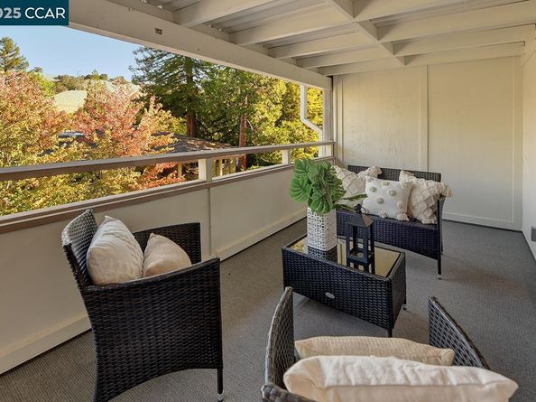 3441 Tice Creek Dr 5, Walnut Creek CA 94595