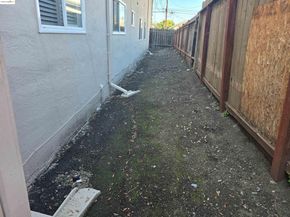 1624 96Th Ave, Oakland CA 94603