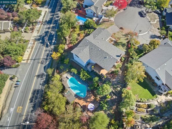92 Gaywood Pl, Moraga CA 94556