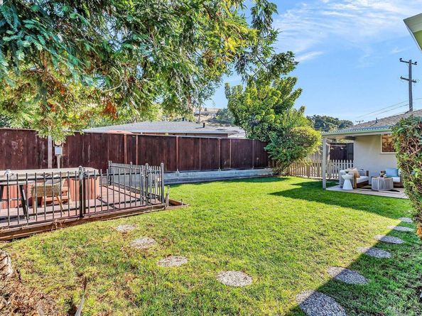 584 Eleanor Place, Hayward CA 94544