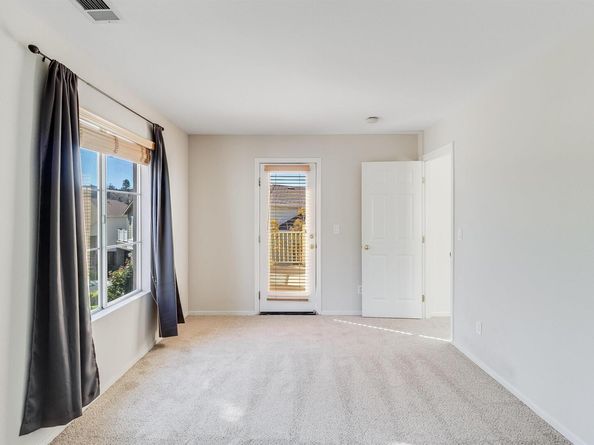 592 Ross Cir, Martinez CA 94553