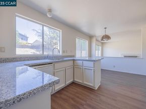 157 Eagle Ct, Hercules CA 94547