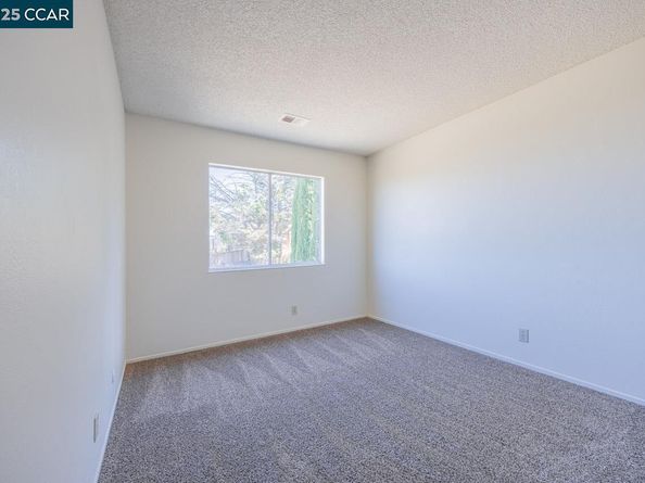 157 Eagle Ct, Hercules CA 94547
