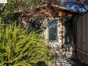 1730 San Lorenzo, Berkeley CA 94707